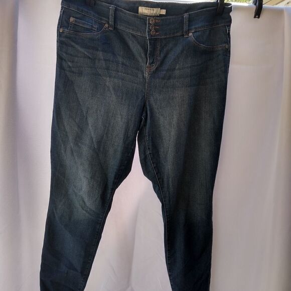 Torrid jeans  - Picture 1 of 3
